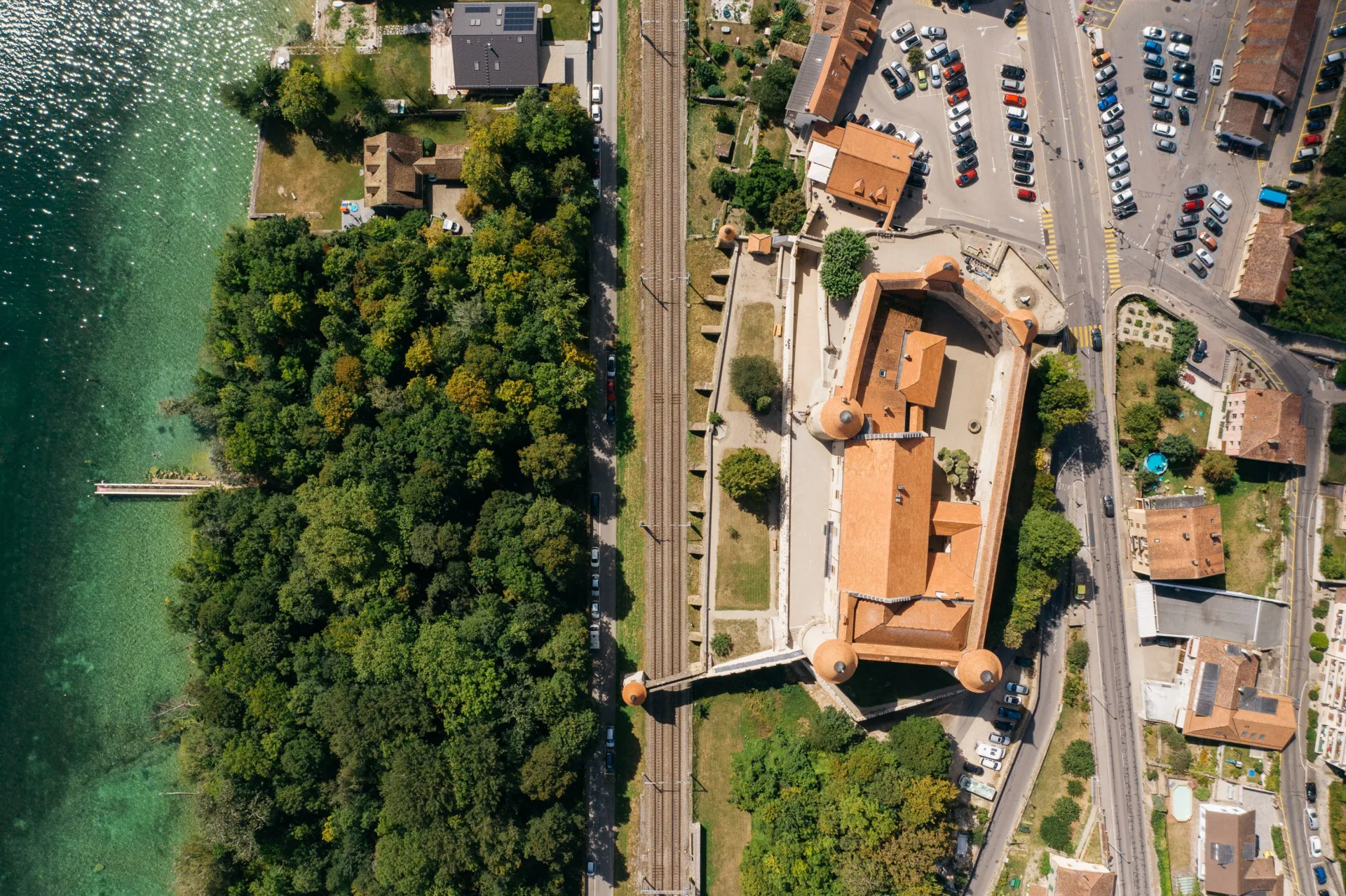 Vue aerienne 2 Chateau de Grandson Photographe Raphael Dupertuis