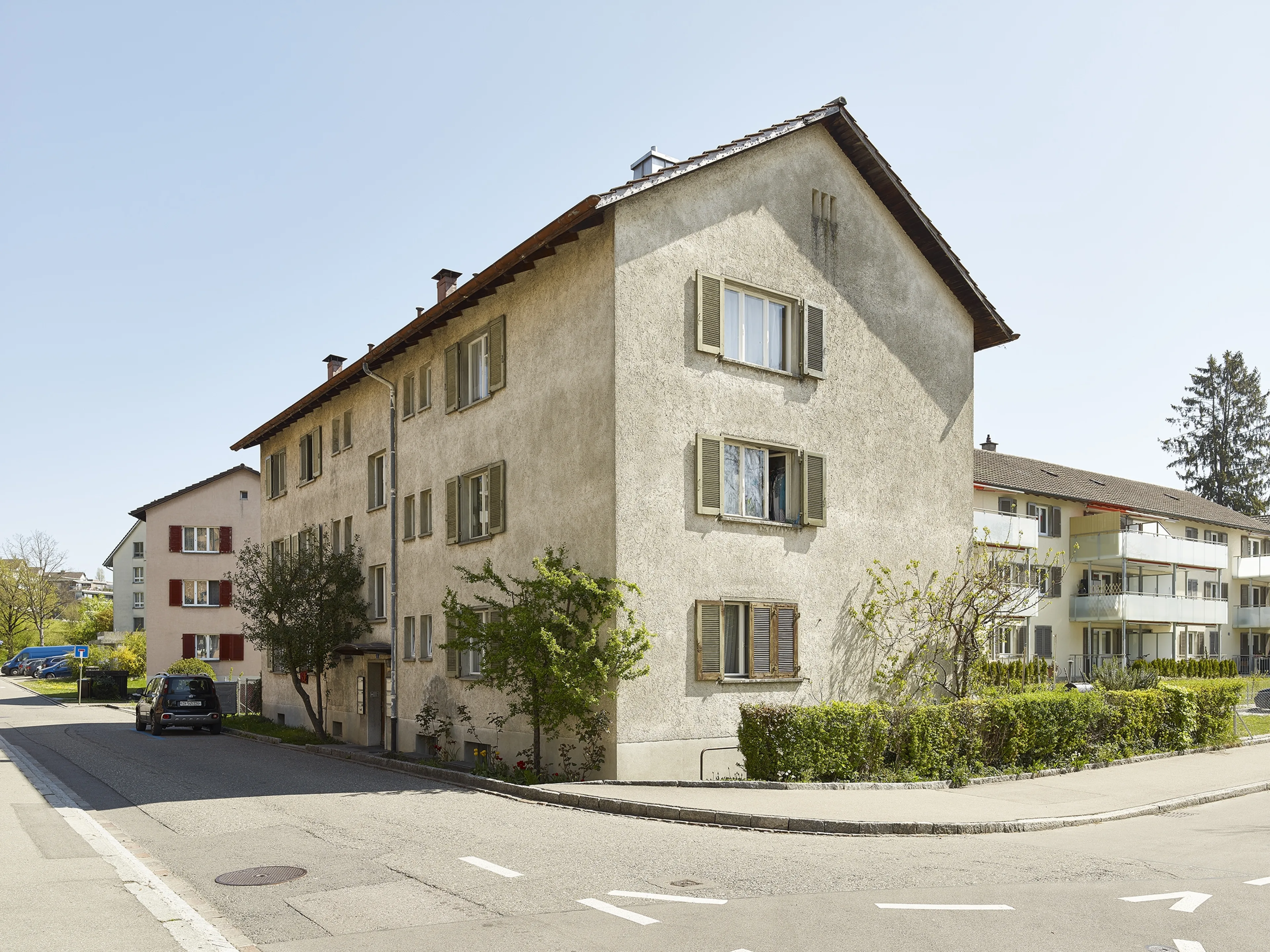 Aussenaufnahme des Wohnhauses am Rebenweg 8