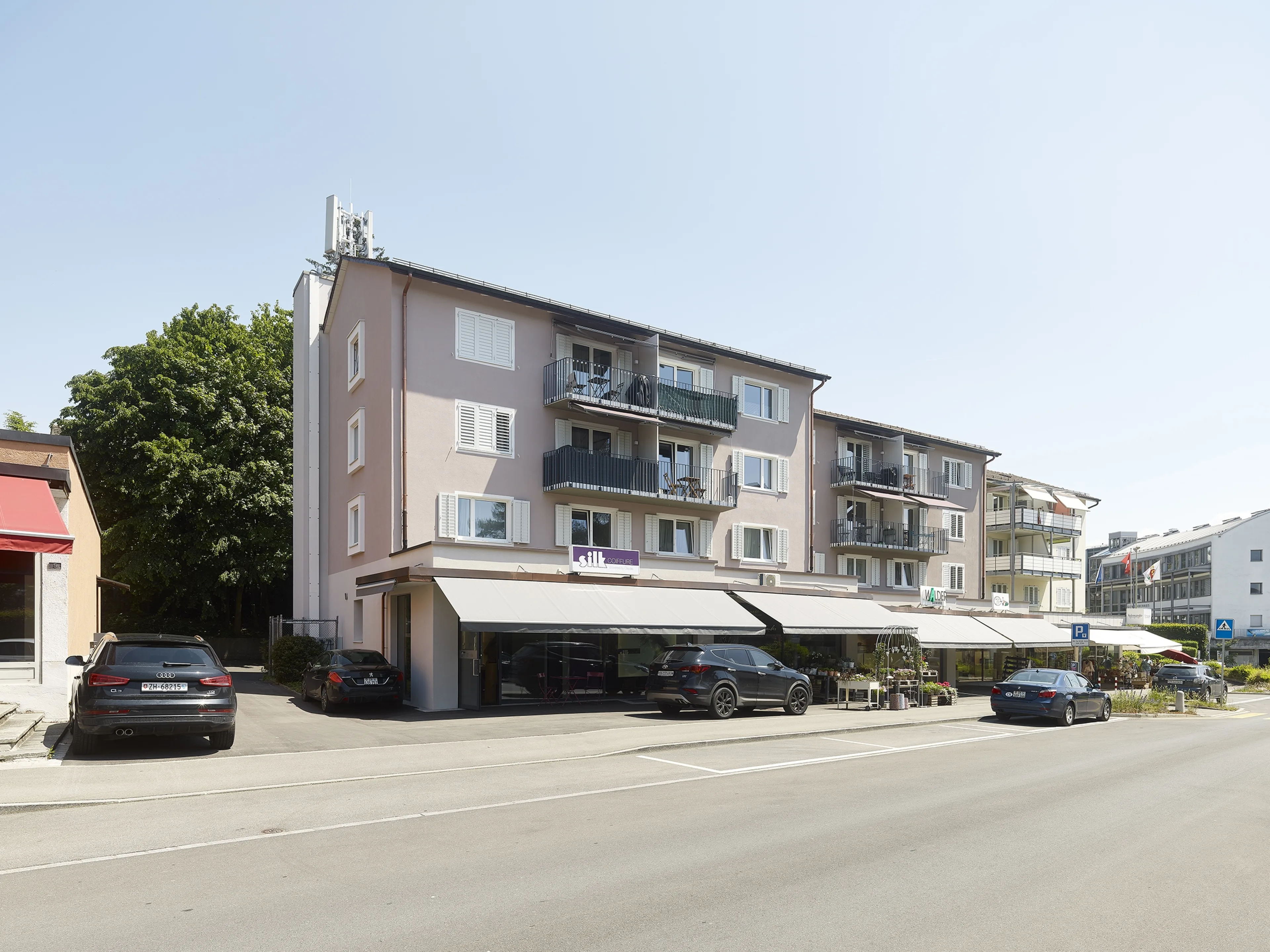 Aussenansicht der Liegenschaft an der Bahnhofswiese 7 & 9 in Stäfa
